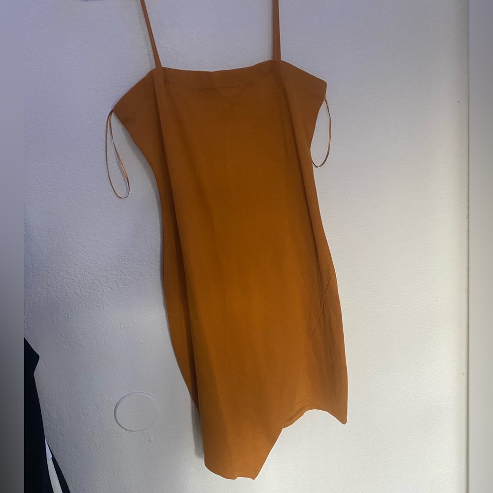 Dress - Picture 2 of 6